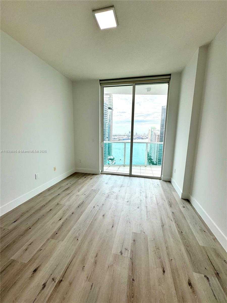 Small Image of 31 SOUTH EAST 5TH ST #4214, Miami Number 6