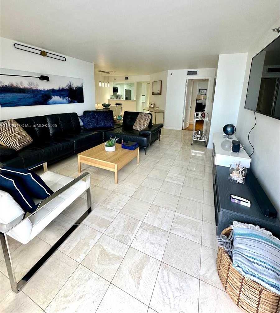 Small Image of 5757 COLLINS AVE #1003, Miami Beach Number 16