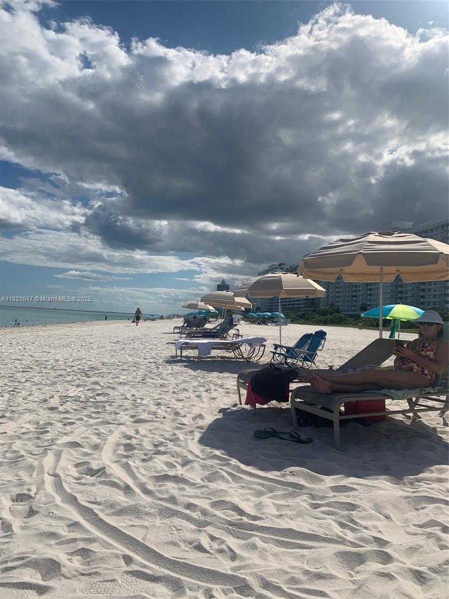 Small Image of 5757 COLLINS AVE #1003, Miami Beach Number 61