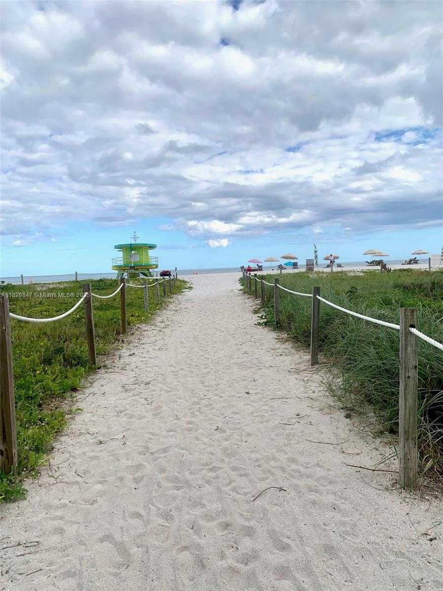 Small Image of 5757 COLLINS AVE #1003, Miami Beach Number 63