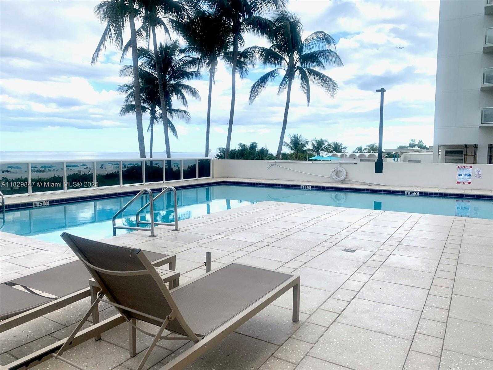Small Image of 5757 COLLINS AVE #1003, Miami Beach Number 66