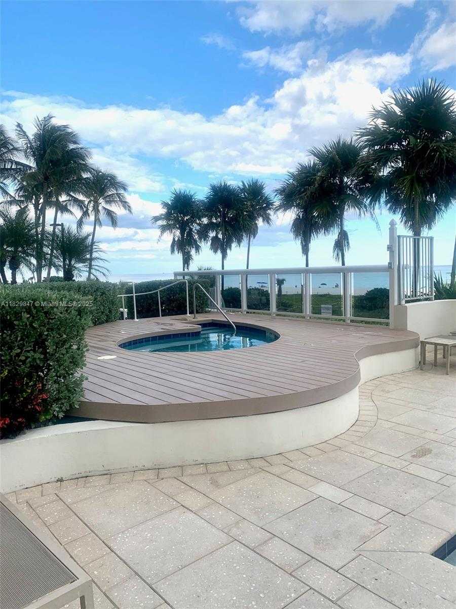 Small Image of 5757 COLLINS AVE #1003, Miami Beach Number 67
