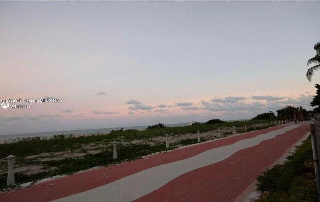 Small Image of 5757 COLLINS AVE #1003, Miami Beach Number 7