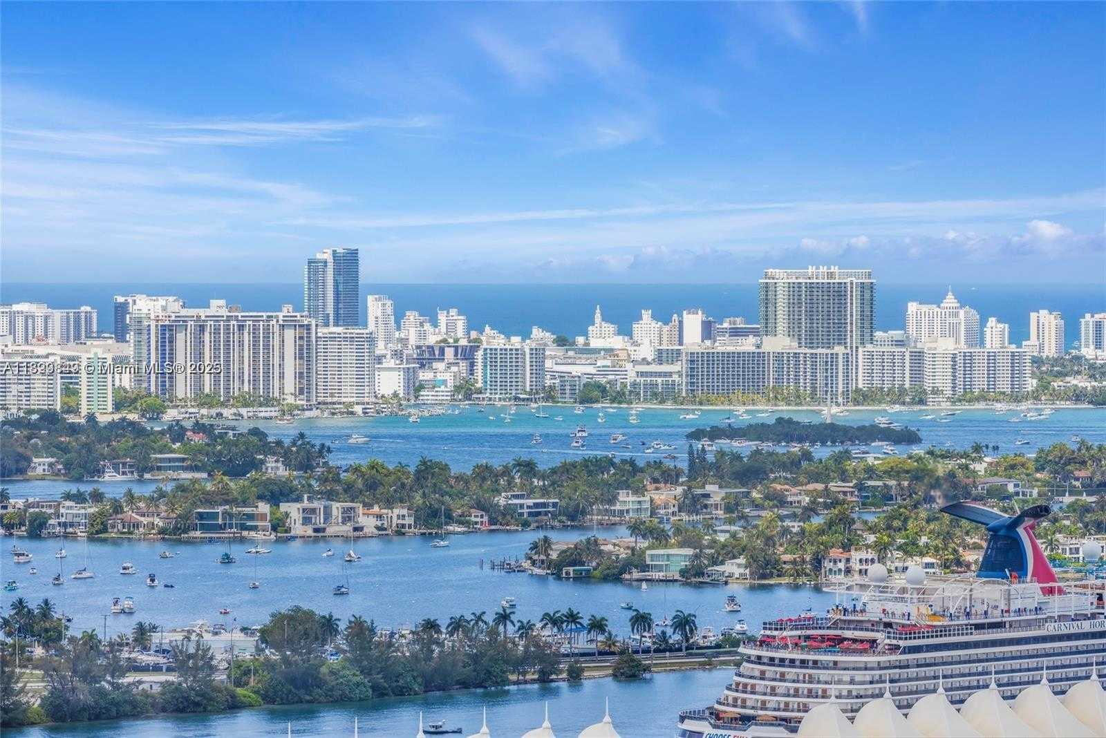 Small Image of 244 BISCAYNE BLVD #3704, Miami Number 25