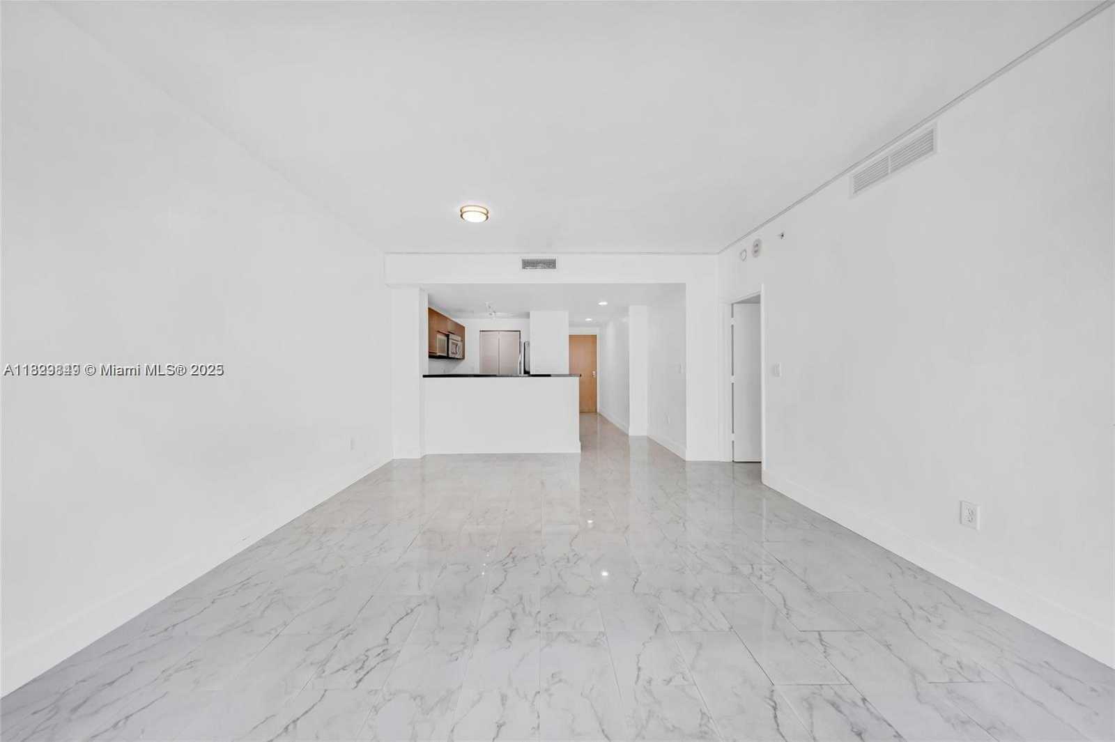Small Image of 244 BISCAYNE BLVD #3704, Miami Number 3