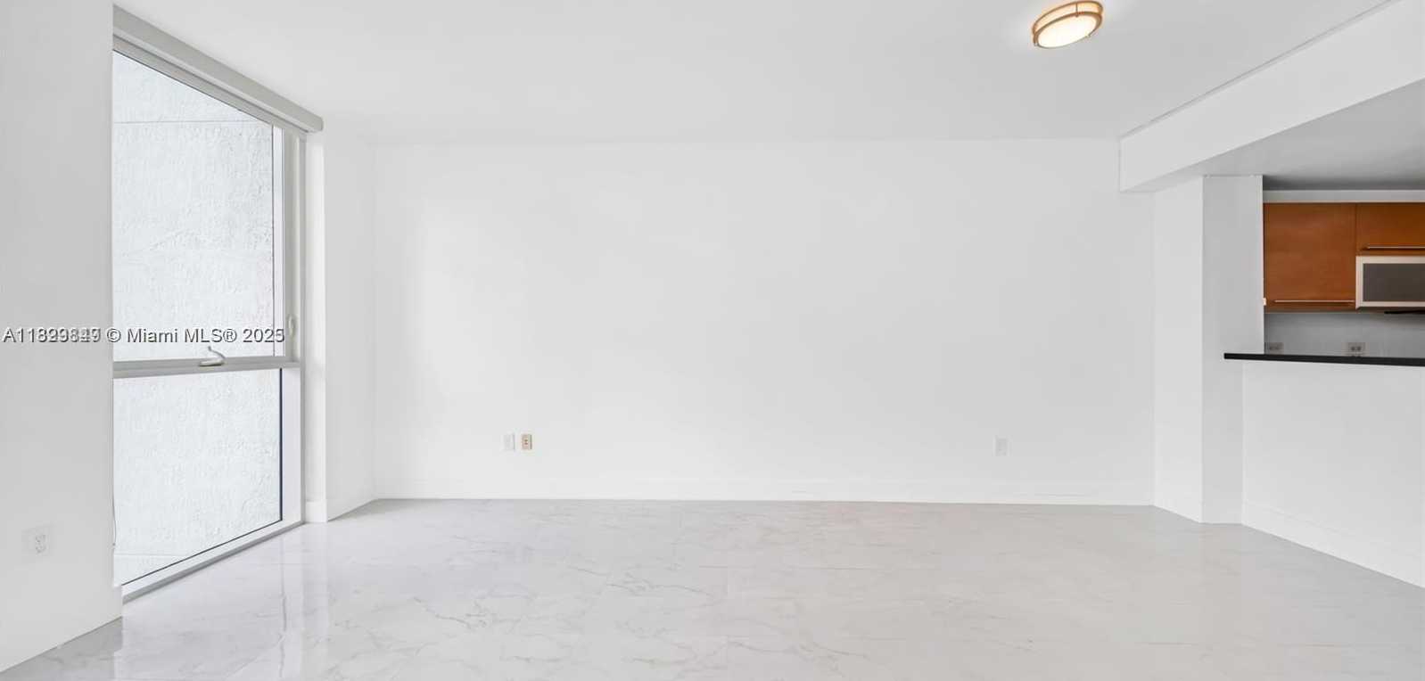 Small Image of 244 BISCAYNE BLVD #3704, Miami Number 5