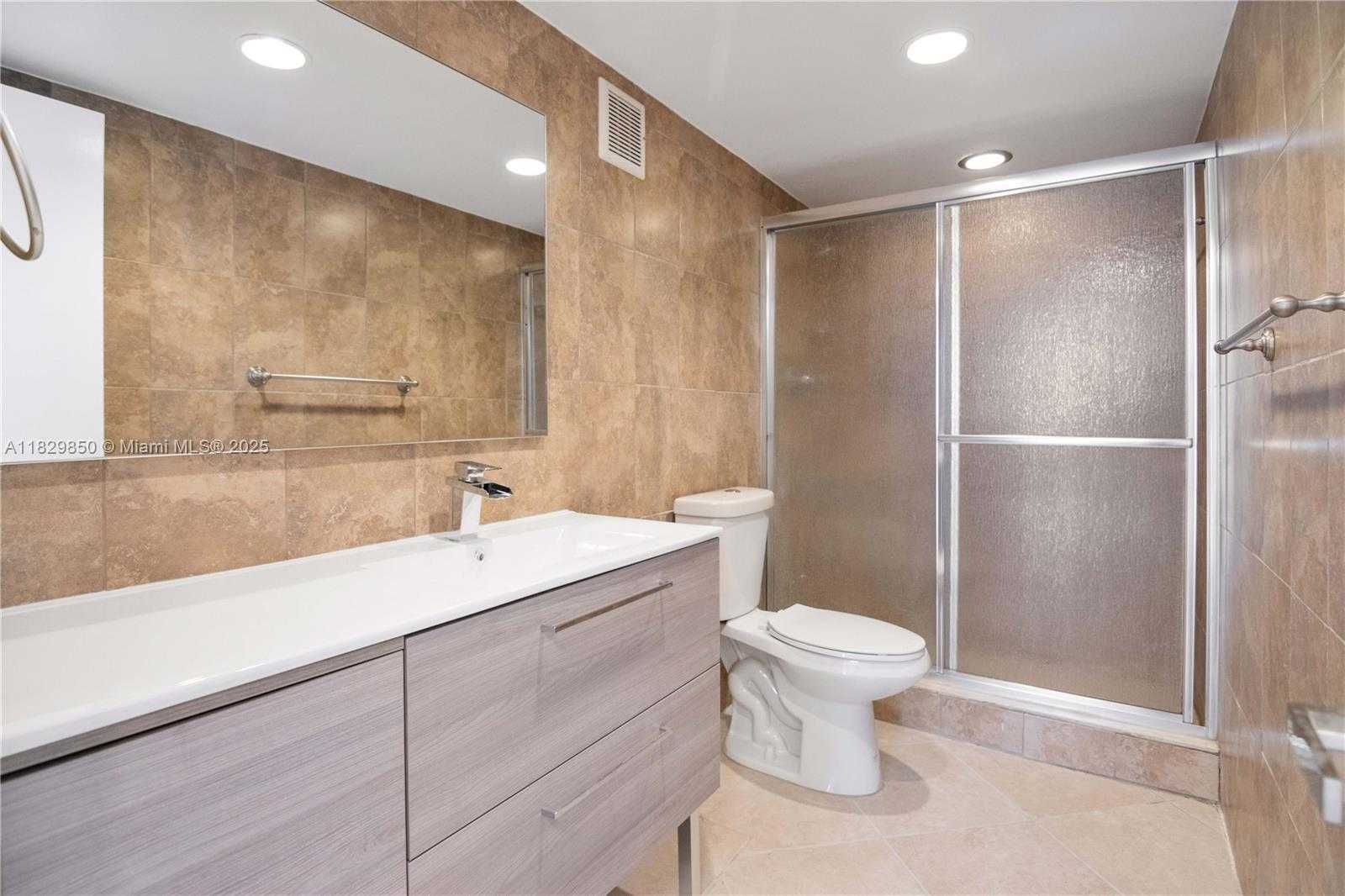 Small Image of 16740 NORTH EAST 9TH AVE #604, North Miami Beach Number 11