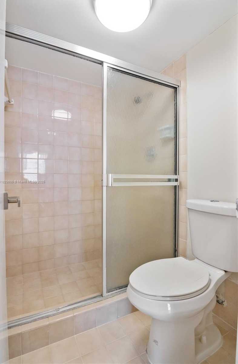 Small Image of 16740 NORTH EAST 9TH AVE #604, North Miami Beach Number 15