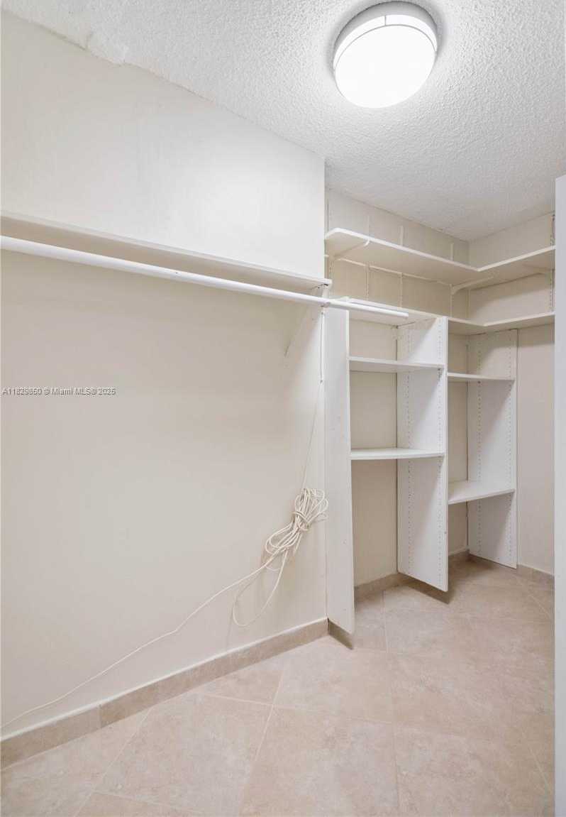 Small Image of 16740 NORTH EAST 9TH AVE #604, North Miami Beach Number 21