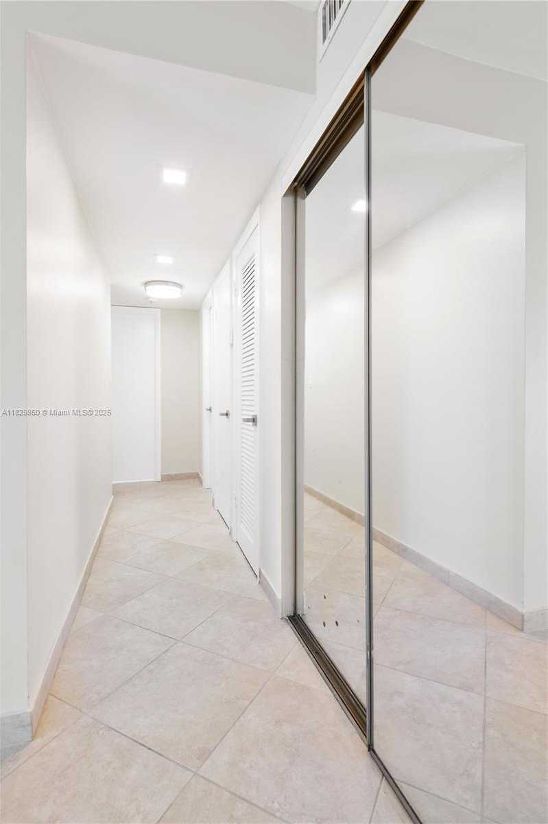 Small Image of 16740 NORTH EAST 9TH AVE #604, North Miami Beach Number 9
