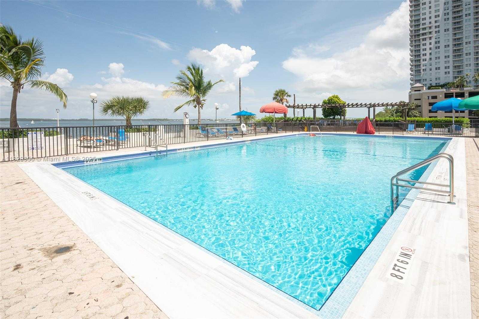 Small Image of 801 BRICKELL BAY DR #1562, Miami Number 20