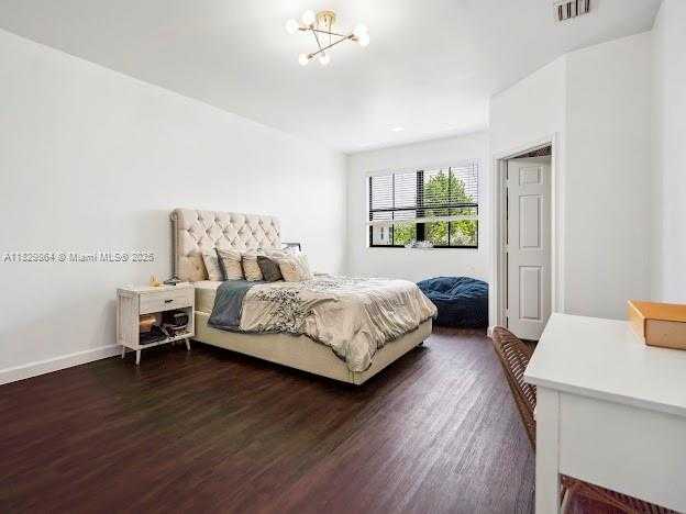 Small Image of 7042 NORTH WEST 103RD PATH, Doral Number 15