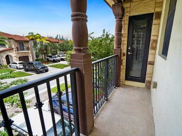 Small Image of 7042 NORTH WEST 103RD PATH, Doral Number 22