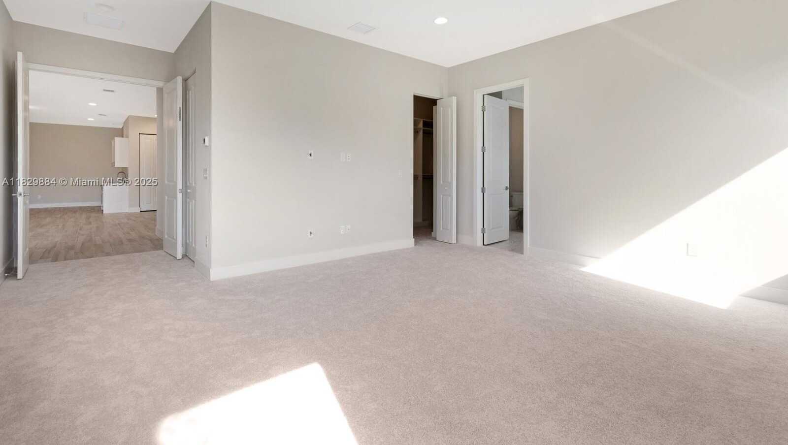 Small Image of 13130 ADDILYN CT, Davie Number 11