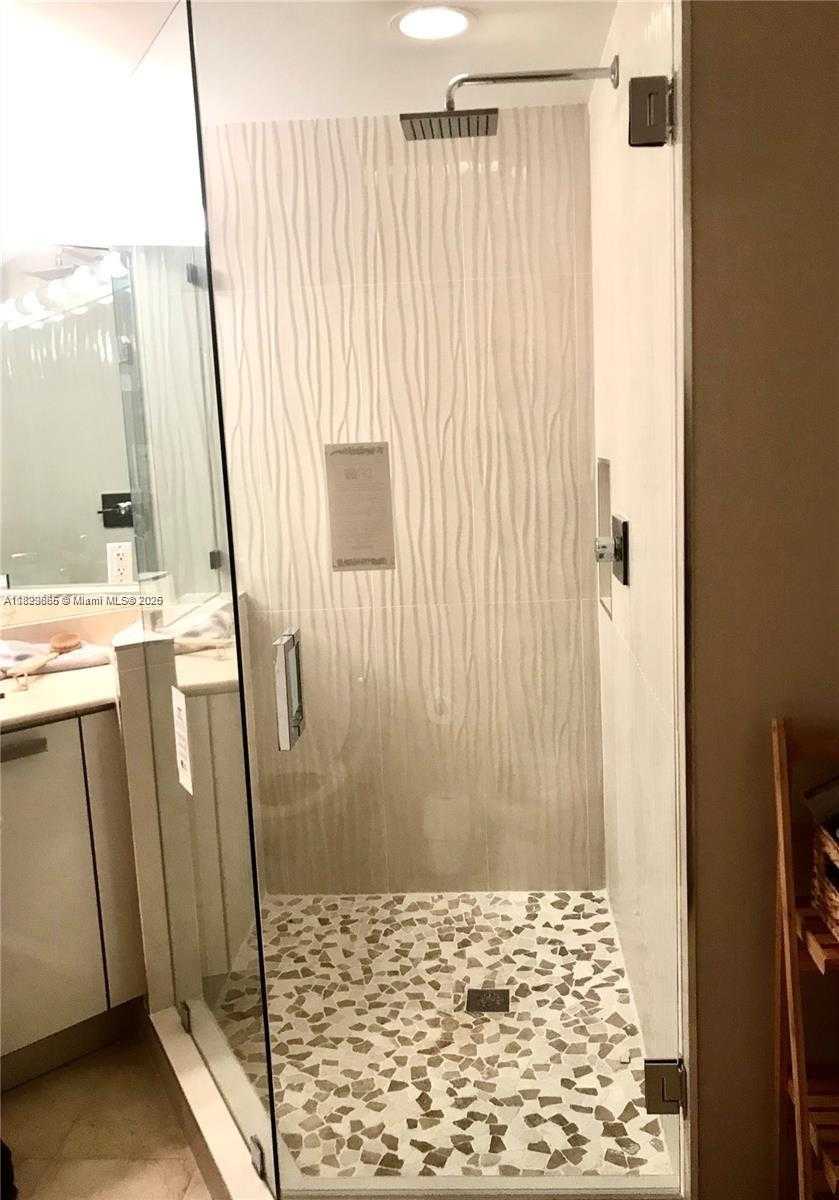 Small Image of 3000 NORTH EAST 188TH ST #706, Aventura Number 19
