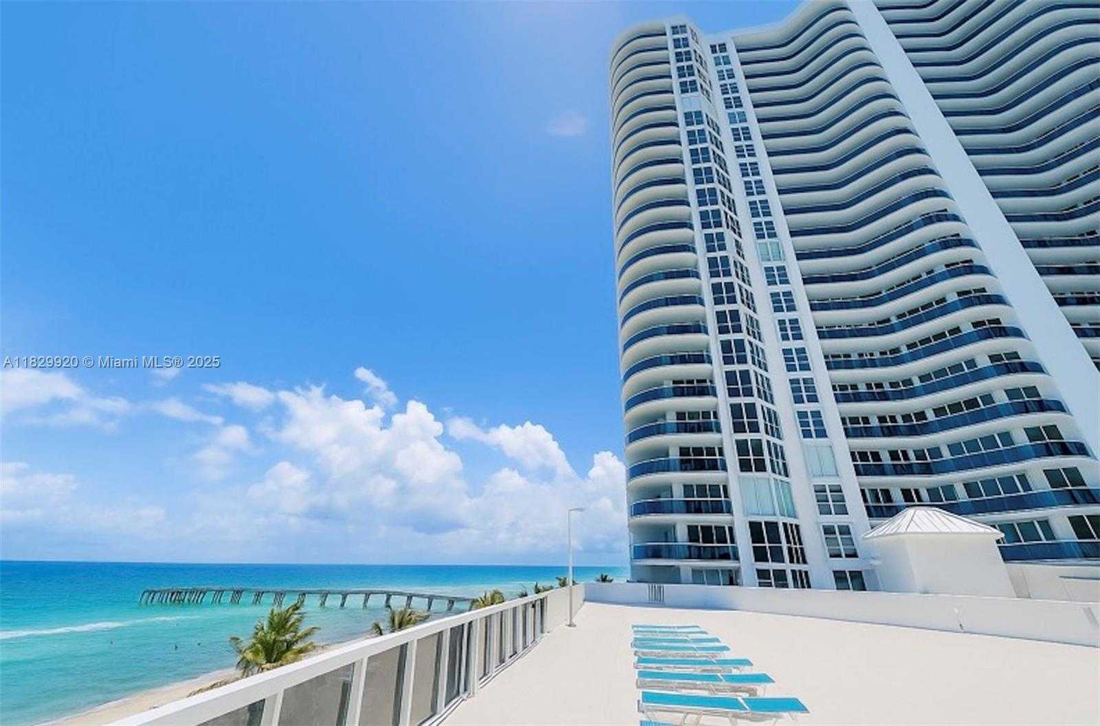 Small Image of 16711 COLLINS AVE #2301, Sunny Isles Beach Number 4