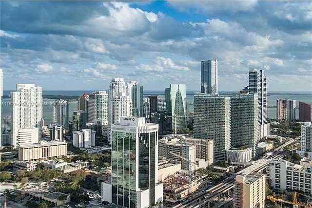 Small Image of 185 SOUTH WEST 7 ST #4404, Miami Number 3