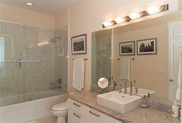 Small Image of 185 SOUTH WEST 7 ST #4404, Miami Number 7