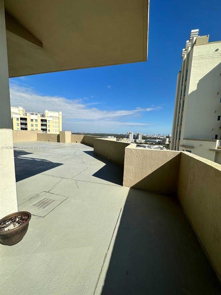 Small Image of 9066 SOUTH WEST 73RD CT #2201, Miami Number 7