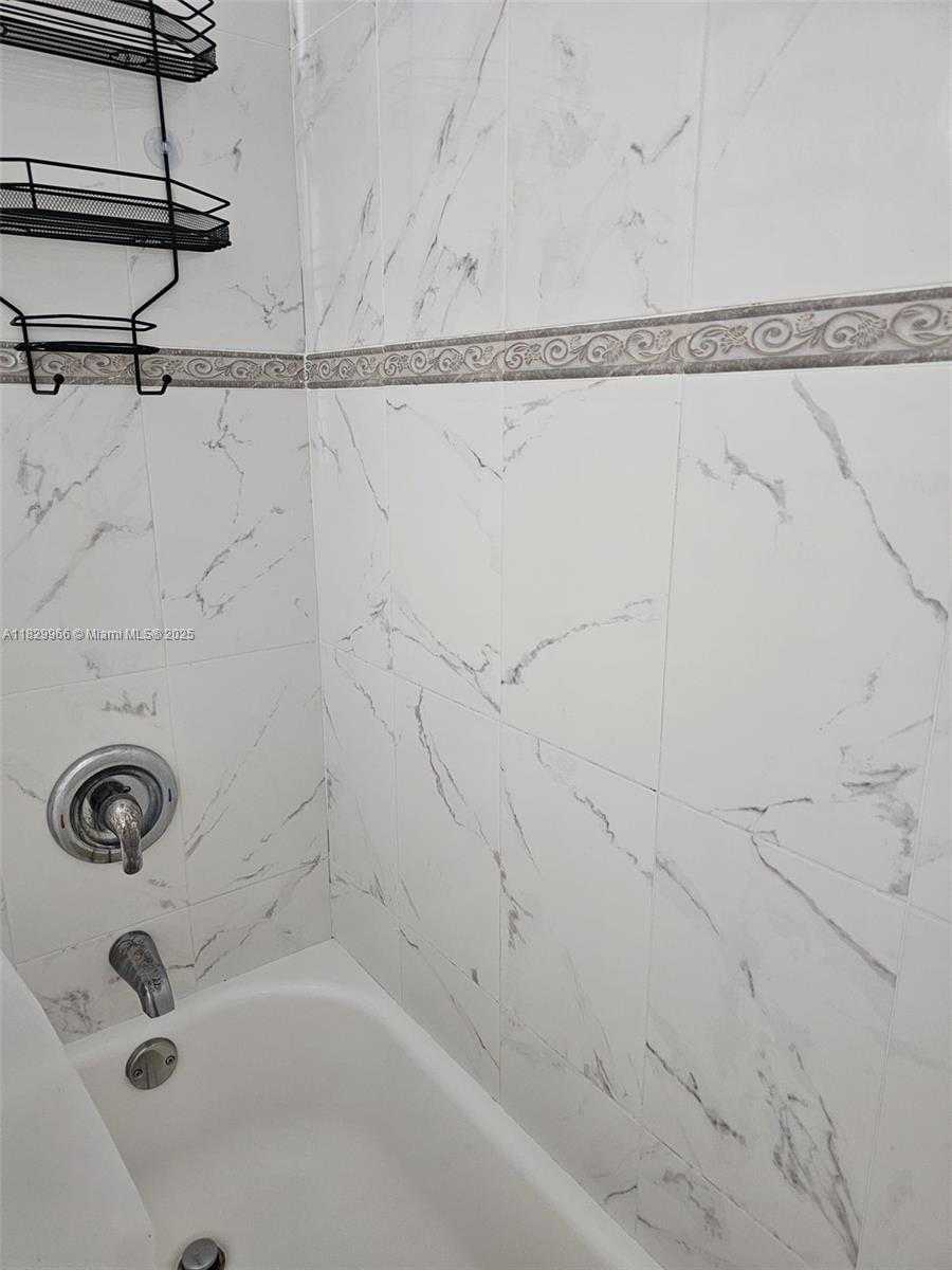 Small Image of 6685 WEST 26TH CT #202-8, Hialeah Number 13