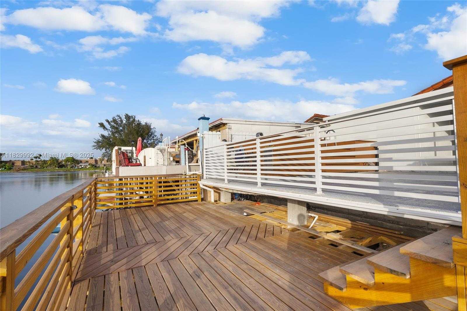 Small Image of 2515 WEST 65TH ST, Hialeah Number 26