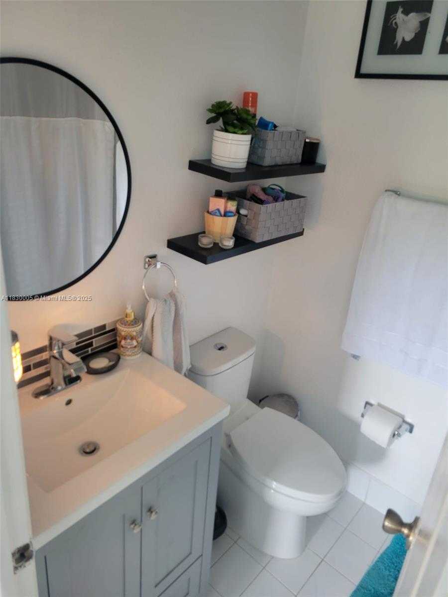 Small Image of 8360 NORTH WEST 103RD ST #207E, Hialeah Gardens Number 21