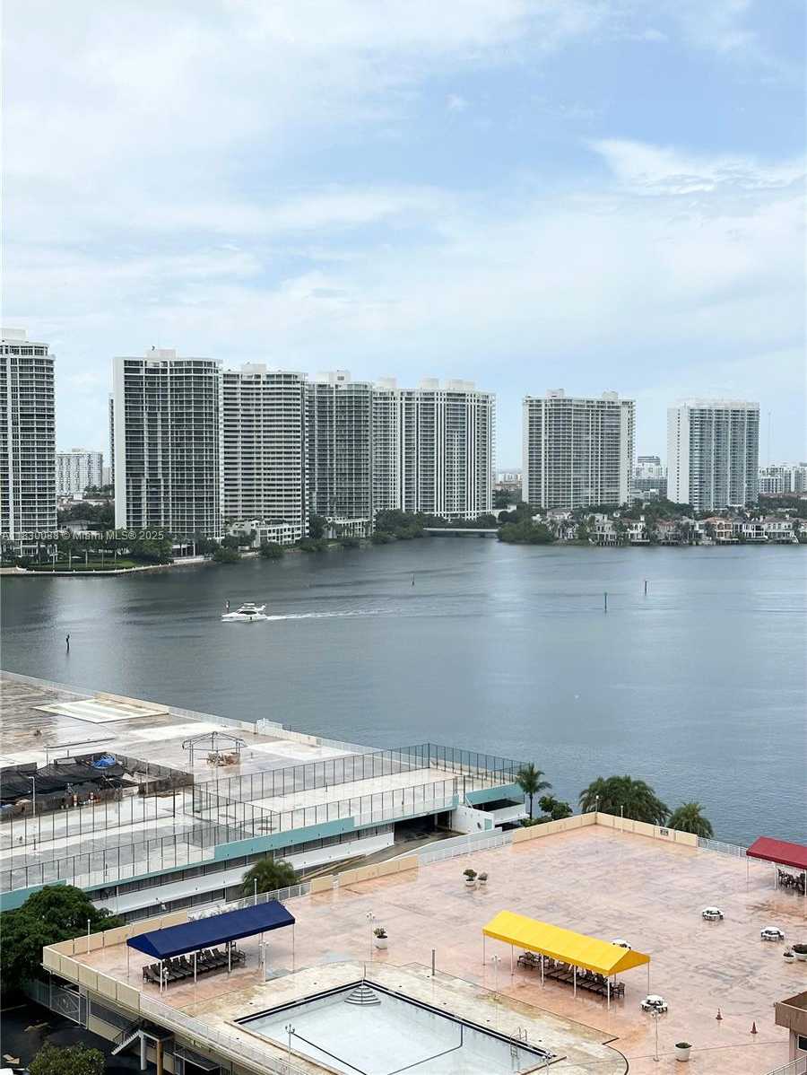 Small Image of 250 174TH ST #1708, Sunny Isles Beach Number 4
