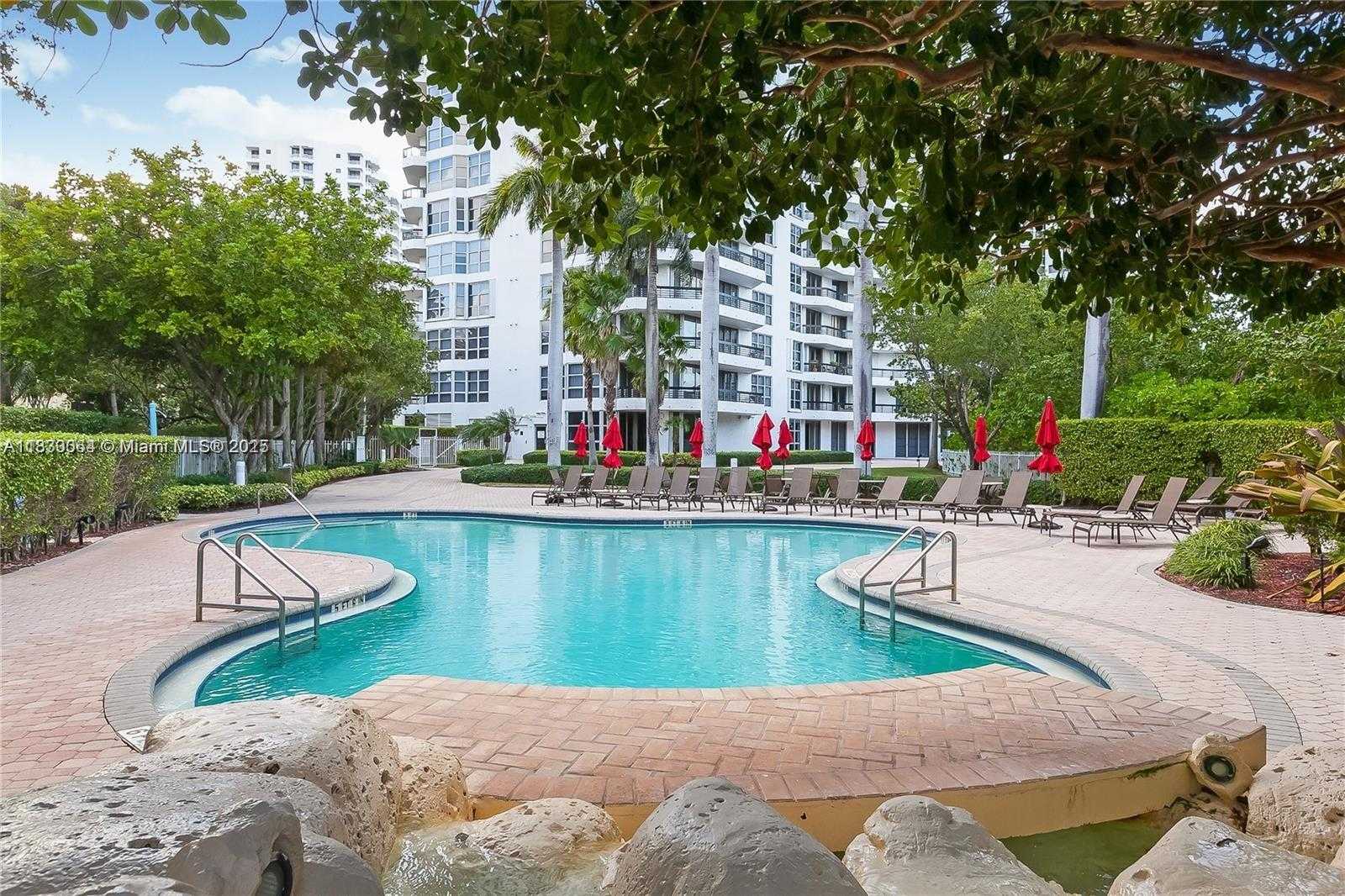 Small Image of 3400 NORTH EAST 192ND ST #LPH2, Aventura Number 18