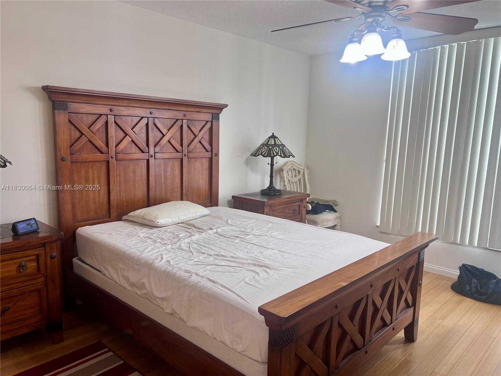 Small Image of 3400 NORTH EAST 192ND ST #LPH2, Aventura Number 9