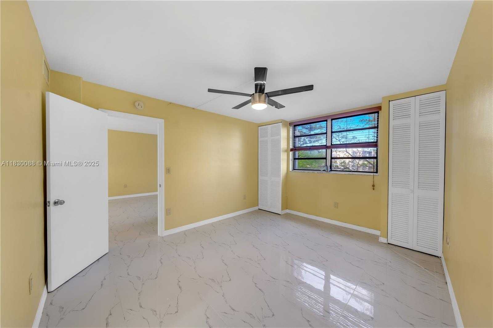Small Image of 2905 NORTH EAST POINT EAST DR #L408, Aventura Number 21