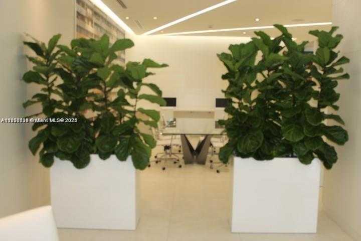 Small Image of 4250 BISCAYNE BLVD #608, Miami Number 12