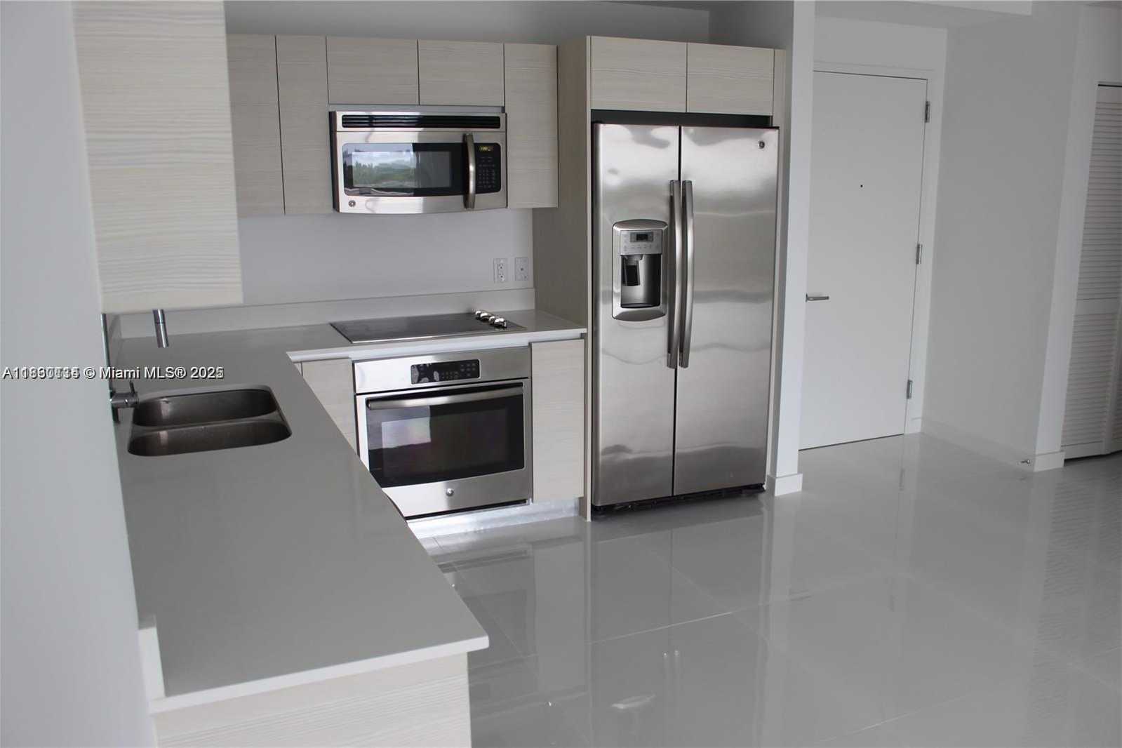 Small Image of 4250 BISCAYNE BLVD #608, Miami Number 19