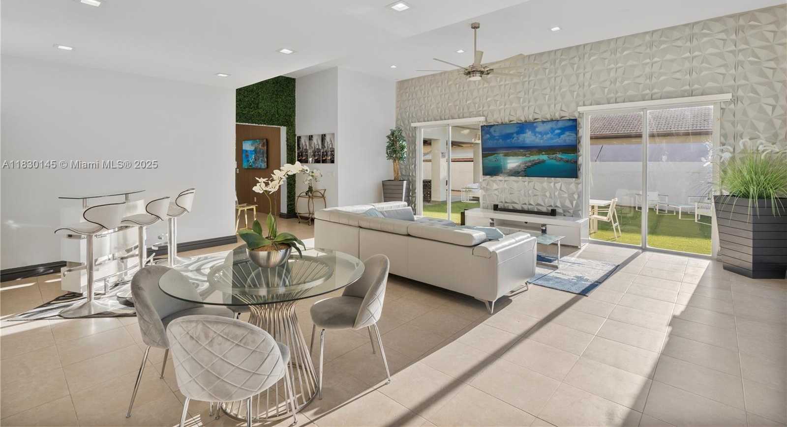 Small Image of 13815 SOUTH WEST 38TH ST, Miami Number 20