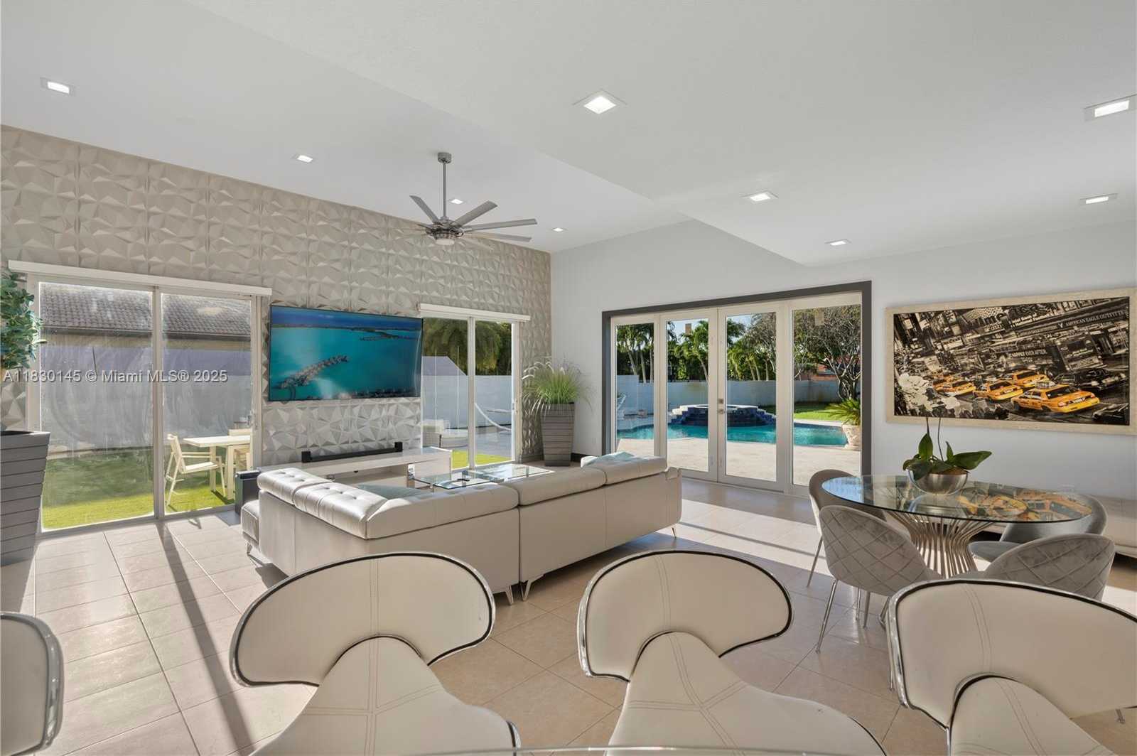 Small Image of 13815 SOUTH WEST 38TH ST, Miami Number 21