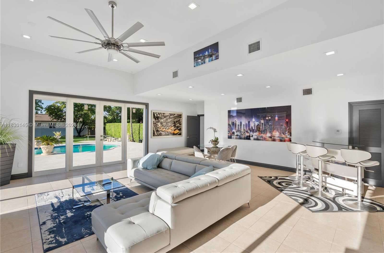 Small Image of 13815 SOUTH WEST 38TH ST, Miami Number 23