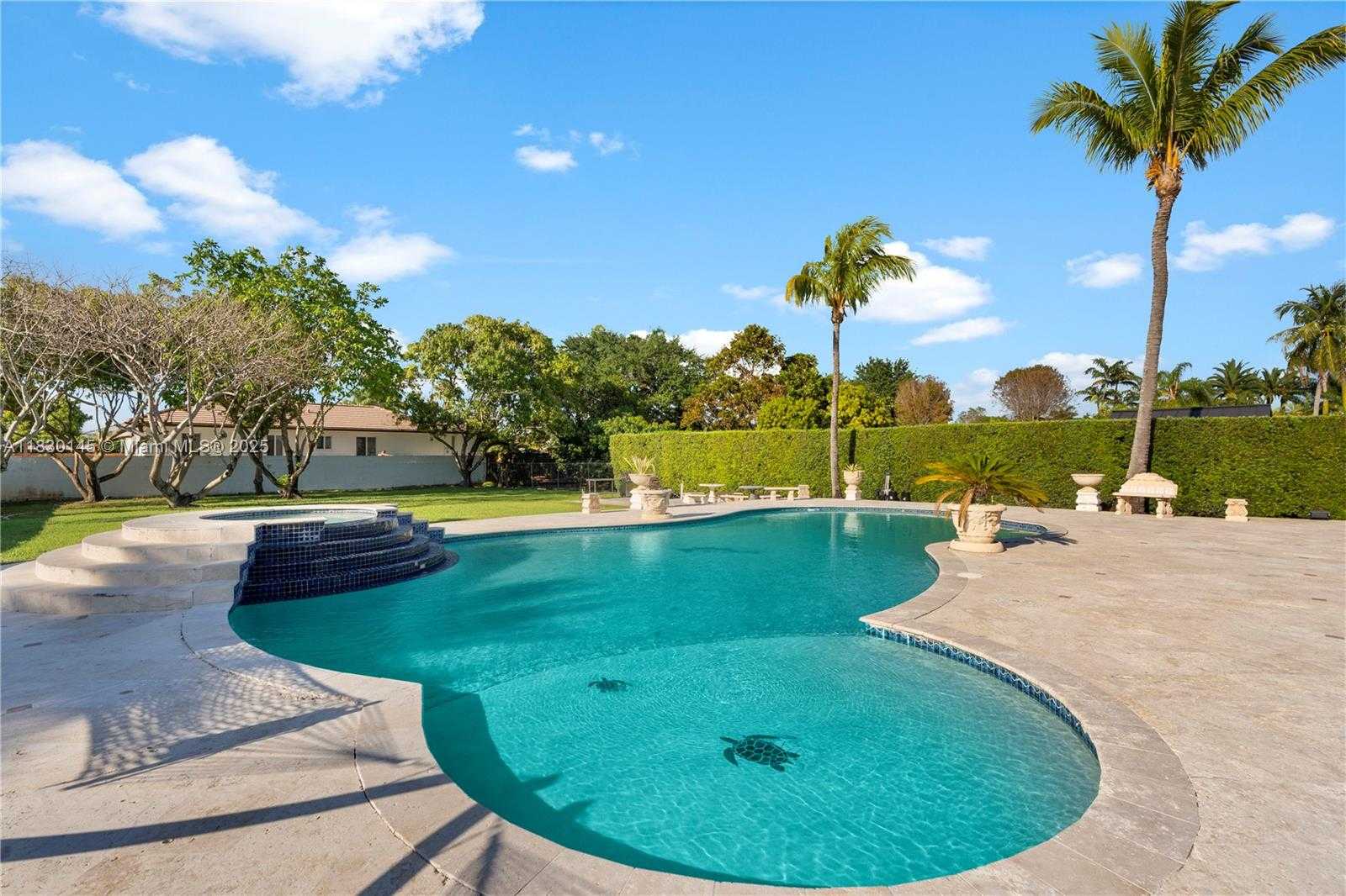Small Image of 13815 SOUTH WEST 38TH ST, Miami Number 64