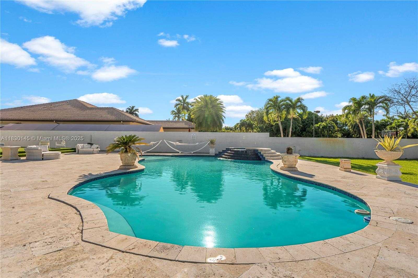Small Image of 13815 SOUTH WEST 38TH ST, Miami Number 67