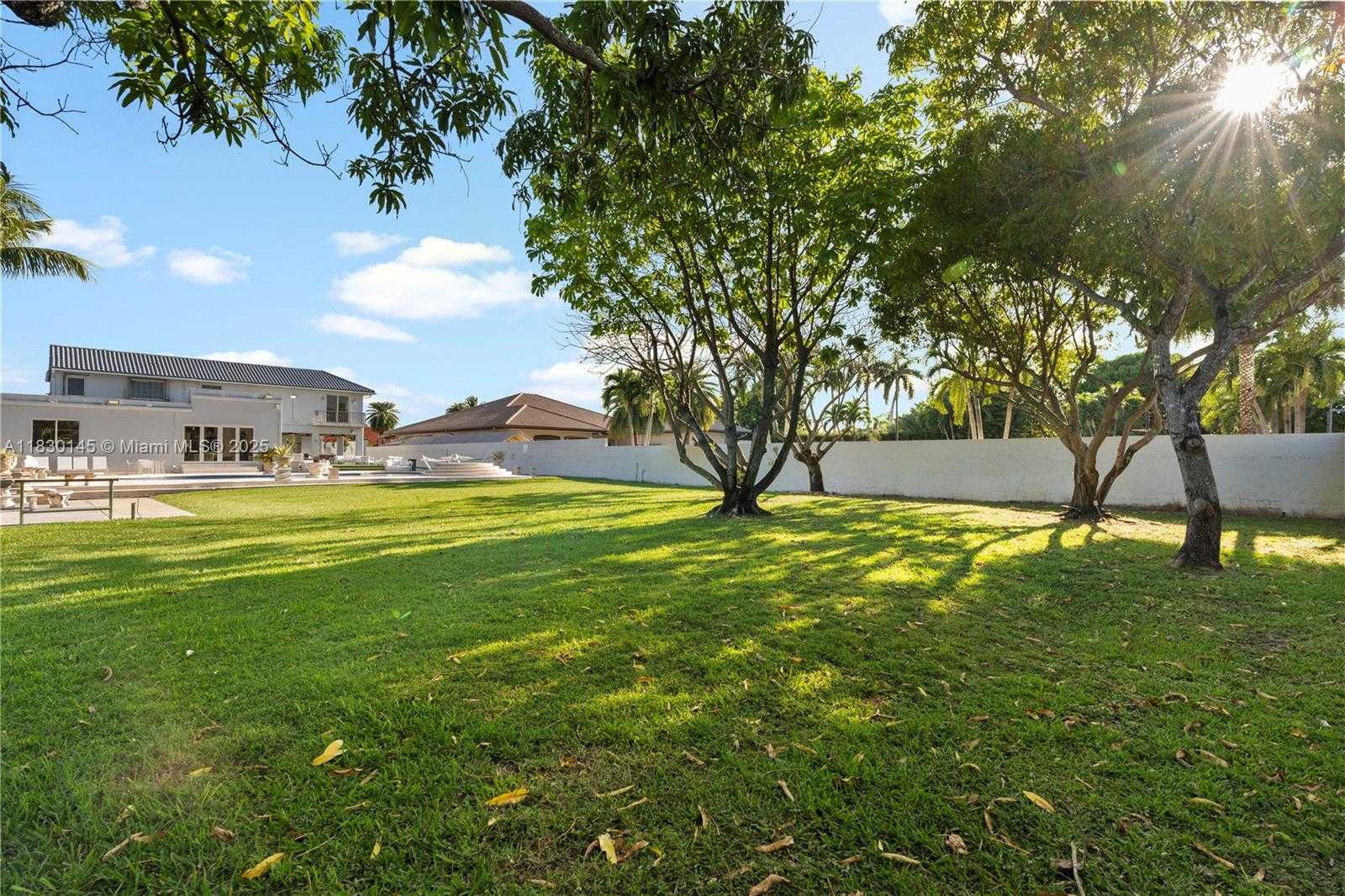 Small Image of 13815 SOUTH WEST 38TH ST, Miami Number 72