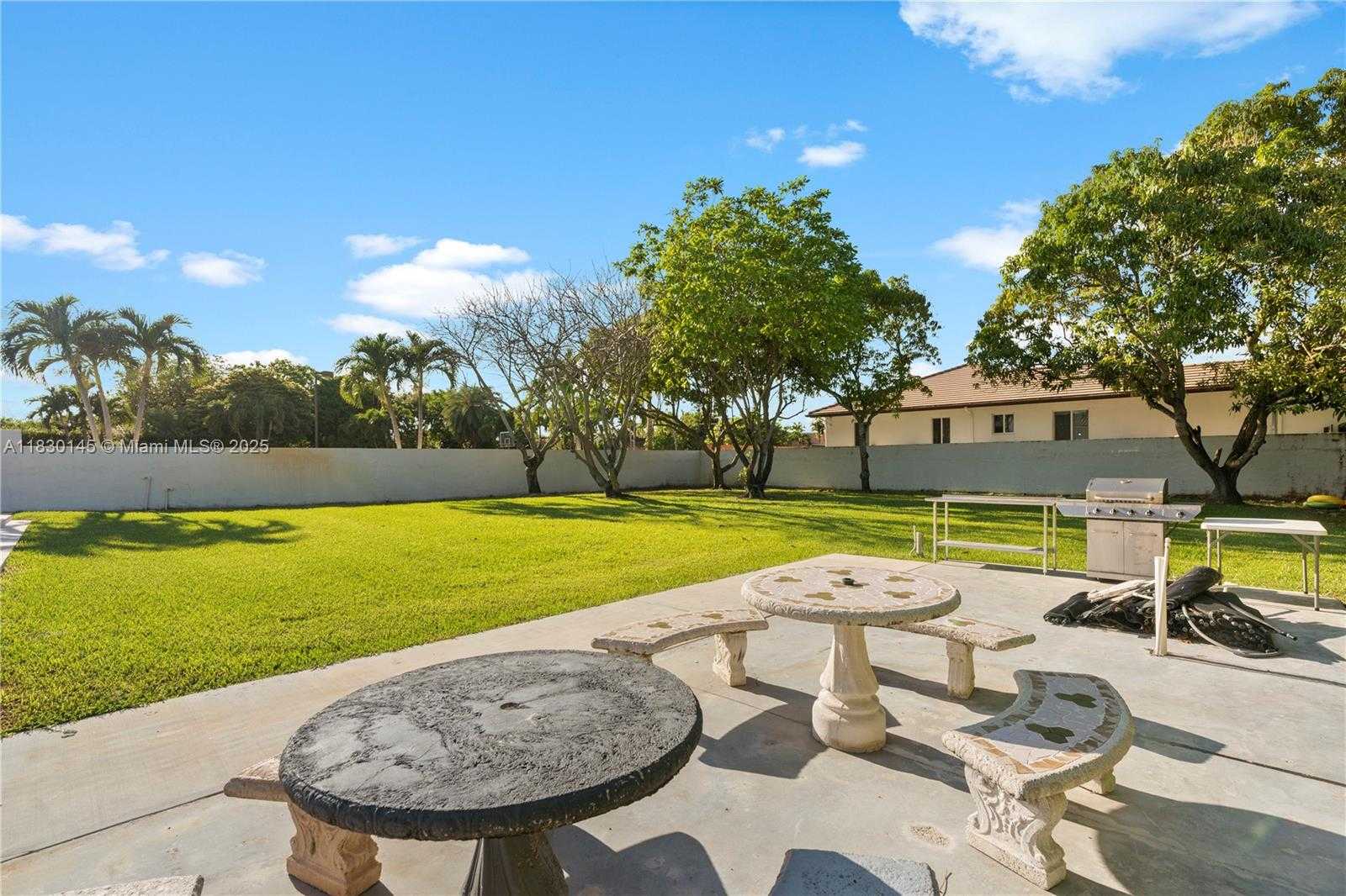 Small Image of 13815 SOUTH WEST 38TH ST, Miami Number 75