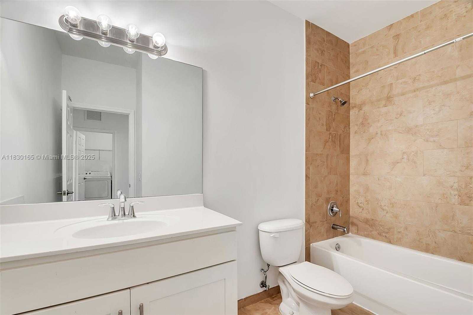 Small Image of 5840 NORTH WEST 104TH PATH #5840, Doral Number 6