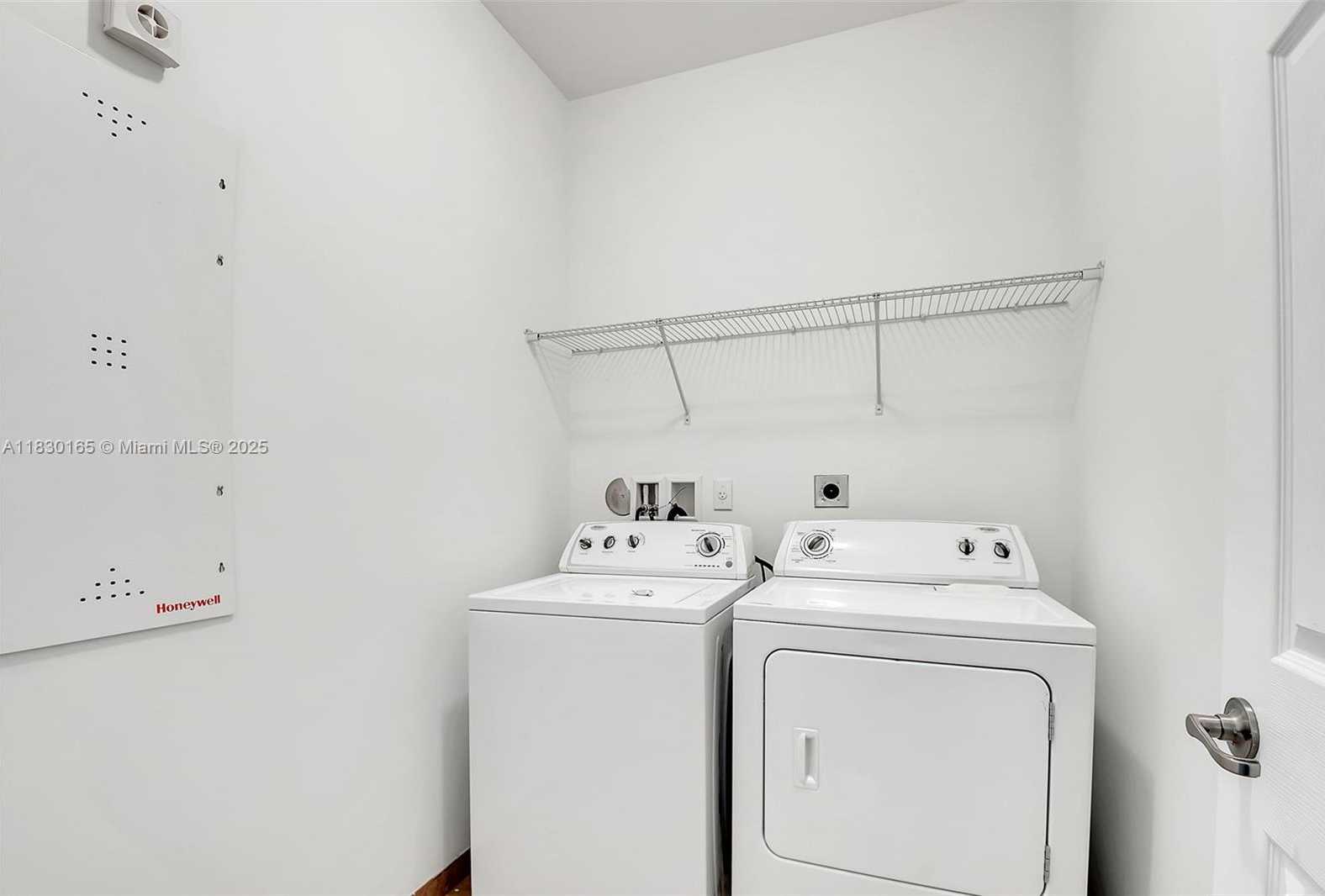 Small Image of 5840 NORTH WEST 104TH PATH #5840, Doral Number 7