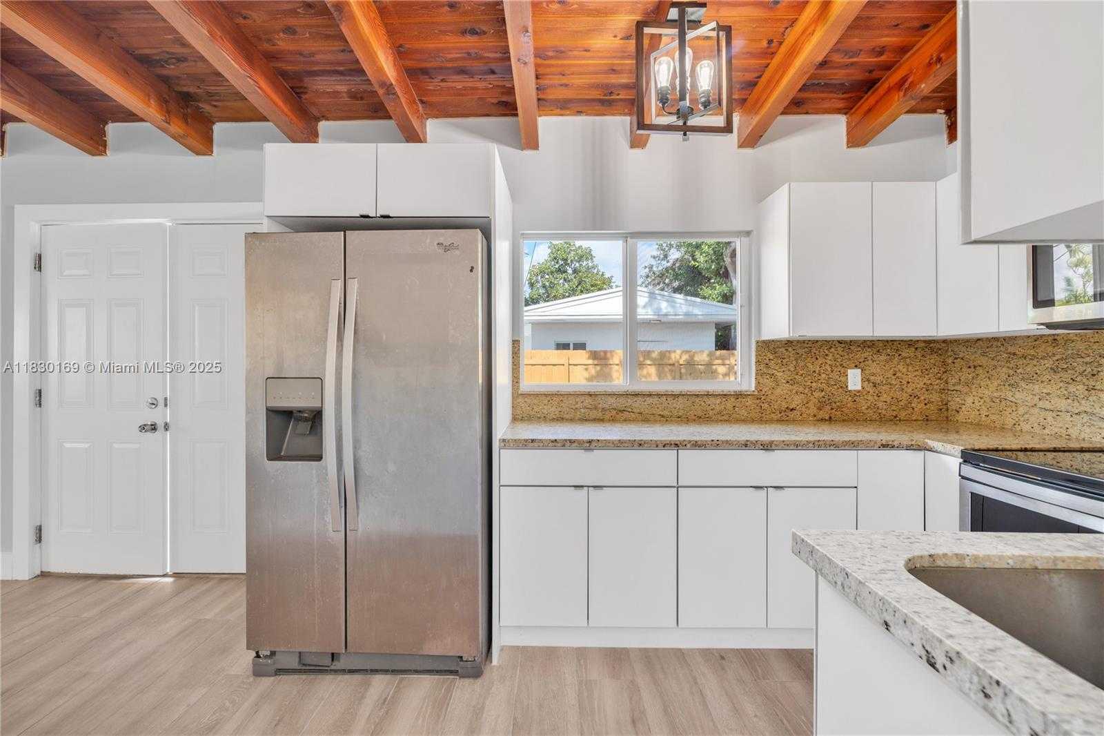 Small Image of 2729 SOUTH WEST 18TH ST #1, Miami Number 12
