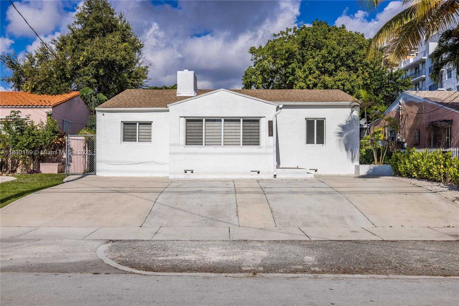 Small Image of 2729 SOUTH WEST 18TH ST #1, Miami Number 8