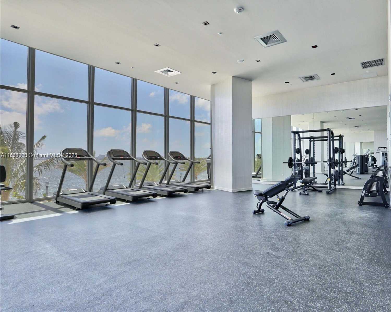 Small Image of 2900 NORTH EAST 7TH AVE #2209, Miami Number 13