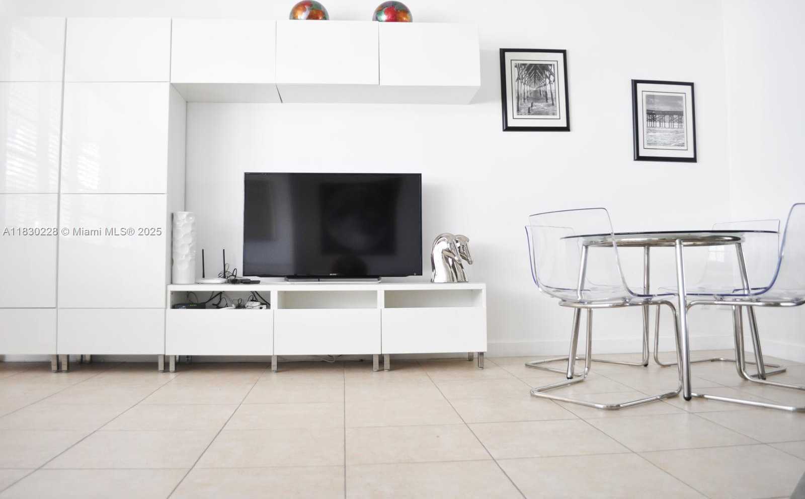 Small Image of 100 LINCOLN RD #403, Miami Beach Number 4