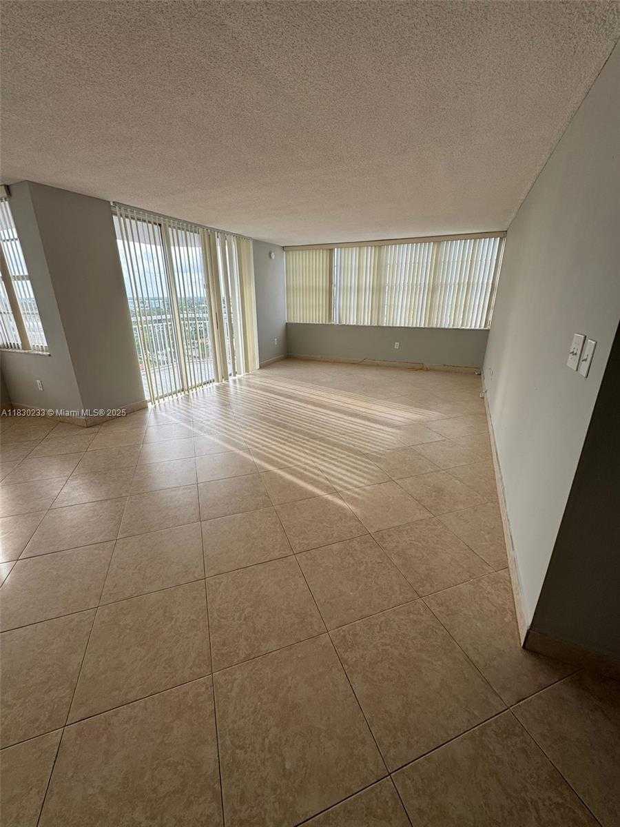 Small Image of 18011 BISCAYNE BLVD #1504, Aventura Number 6