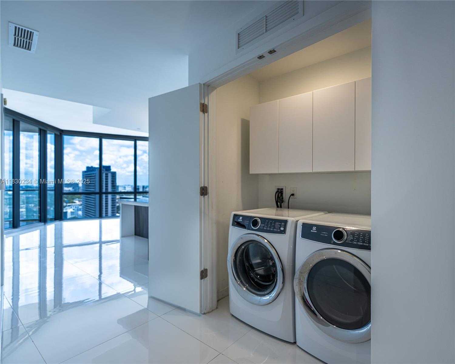 Small Image of 851 NORTH EAST 1ST AVE #2004, Miami Number 17