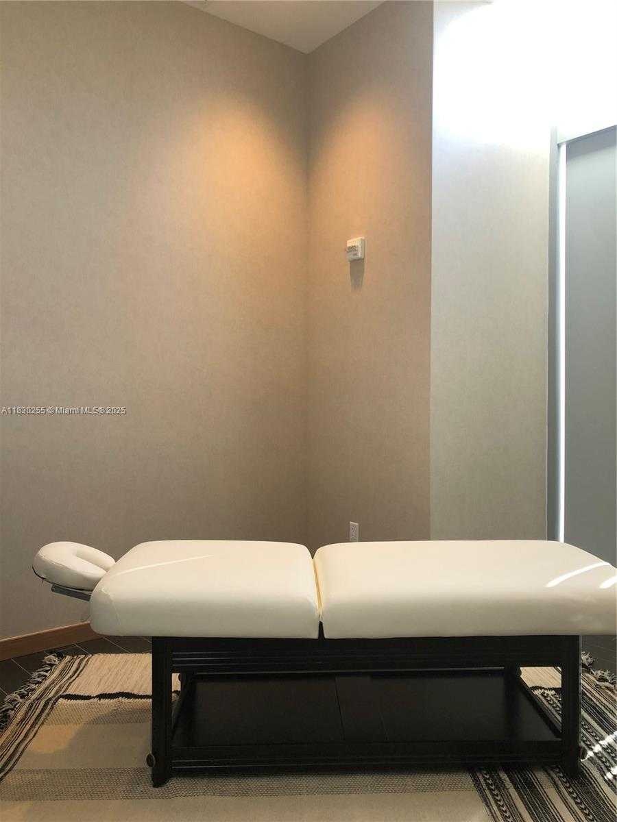 Small Image of 851 NORTH EAST 1ST AVE #4404, Miami Number 21