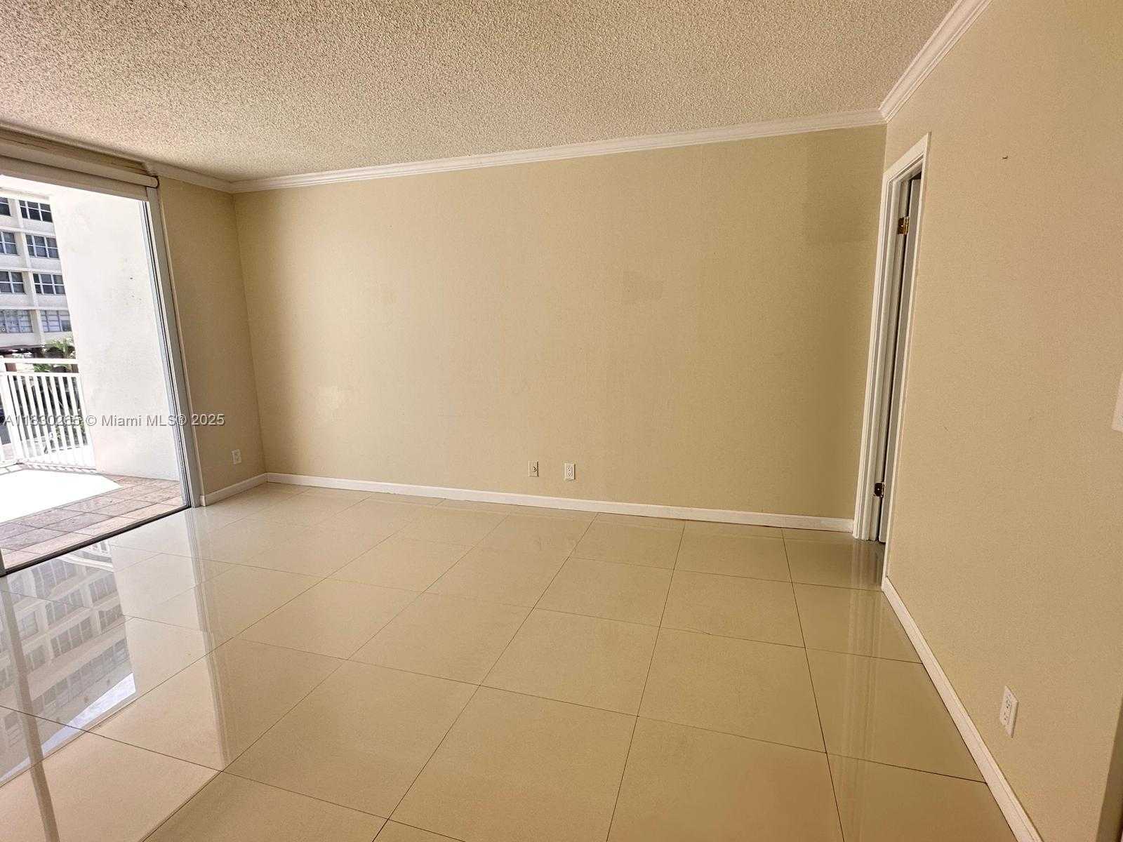 Small Image of 1801 SOUTH OCEAN DR #240, Hallandale Beach Number 11