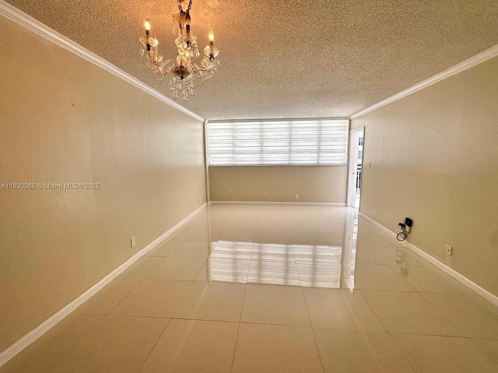 Small Image of 1801 SOUTH OCEAN DR #240, Hallandale Beach Number 5